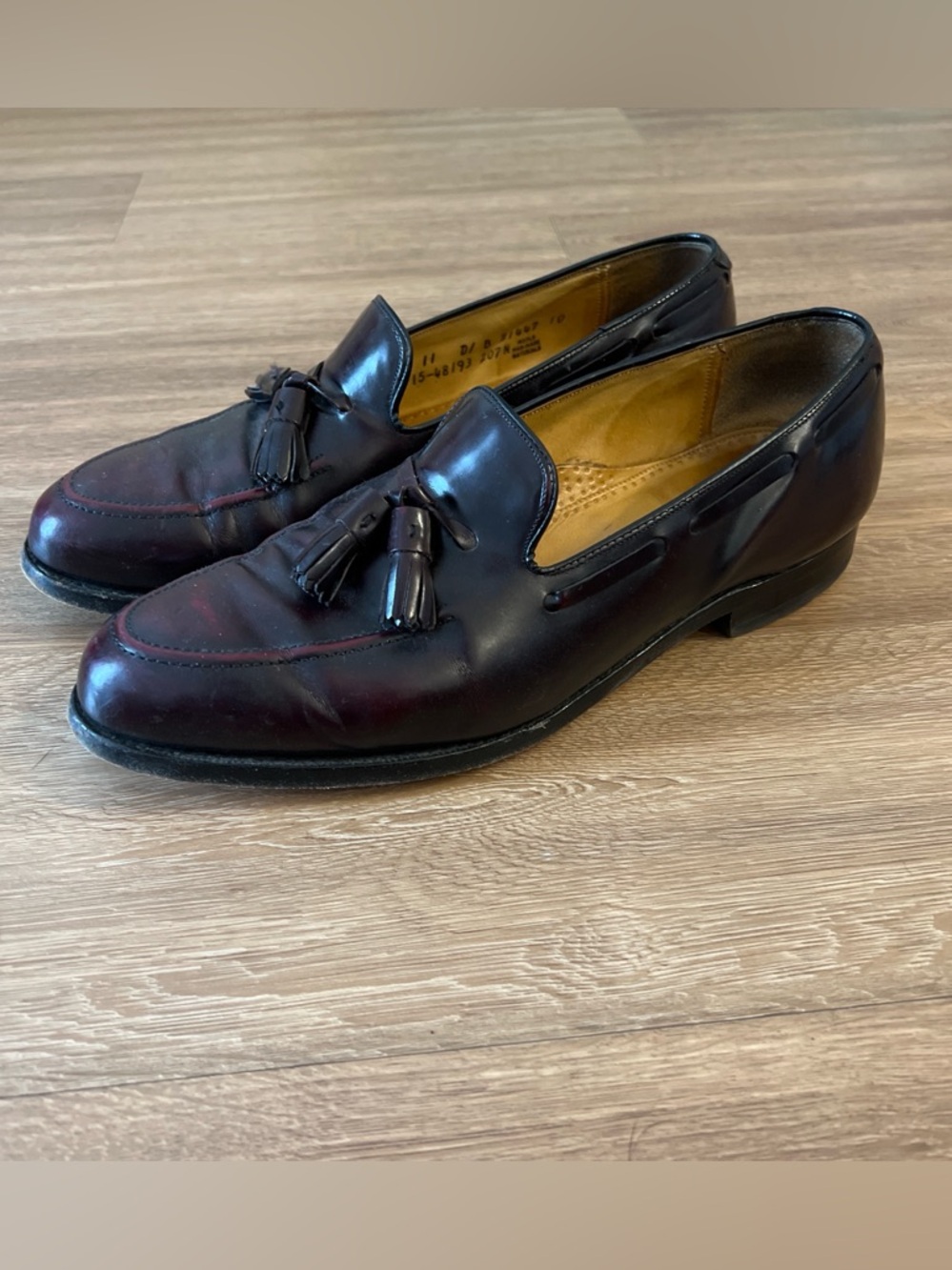 Johnston & Murphy Men’s Burgundy Tassel Loafers